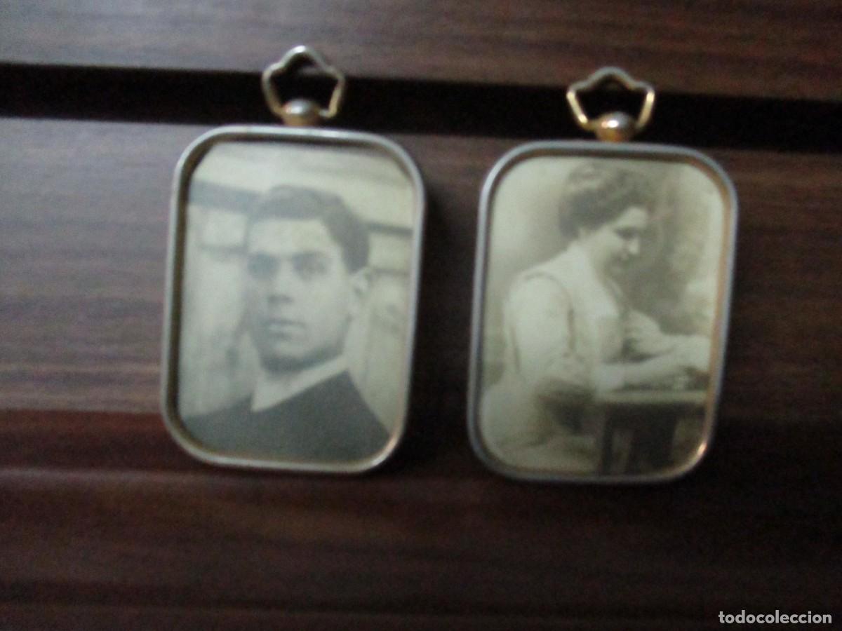 Collecting: Lote de dos fotografias con marco para colgar