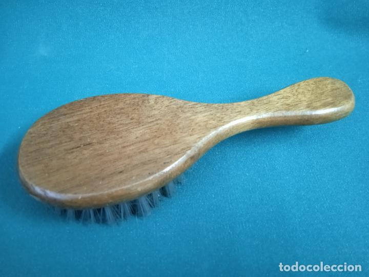 Collezionismo: ANTIGUO CEPILLO DE TOCADOR - MADERA