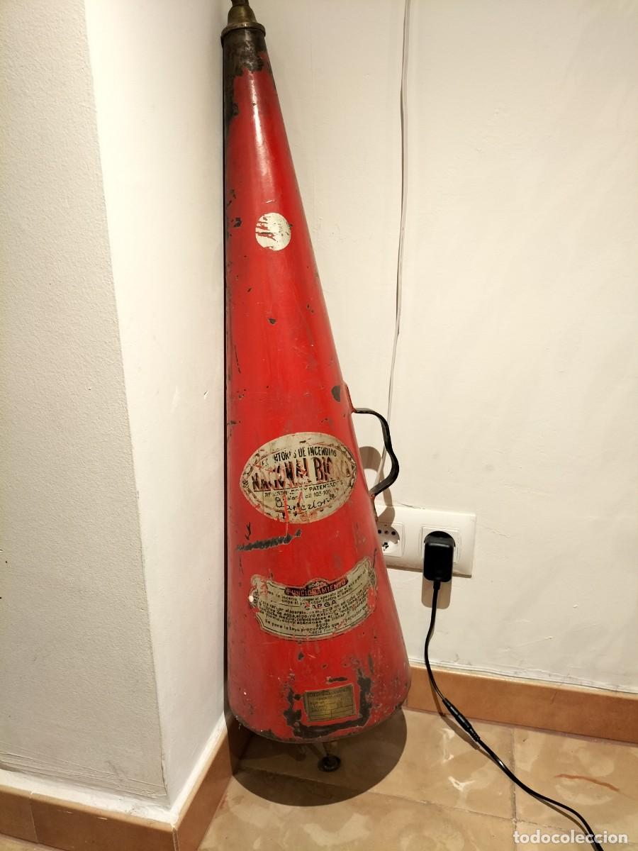 Coleccionismo: EXTINTOR NACIONAL BIOSCA - Foto 1