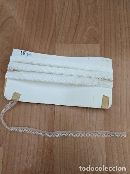 Colecionismo: ANTIGUA PUNTILLA COLOR BLANCO ANCHO 1 CM (1 METRO)- DISPONIBILIDAD 10,5 MTS