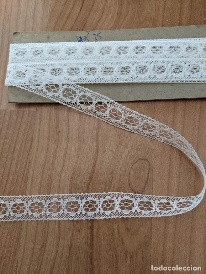 Sammeln: ANTIGUA PUNTILLA COLOR BLANCO ANCHO 1,8 CM (1 METRO)- DISPONIBILIDAD 3,5 MTS