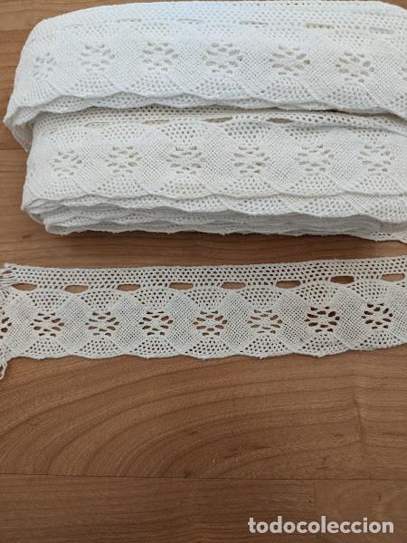 Sammeln: ANTIGUA PUNTILLA COLOR BLANCO ANCHO 5 CM (1 METRO)- DISPONIBILIDAD 18 MTS