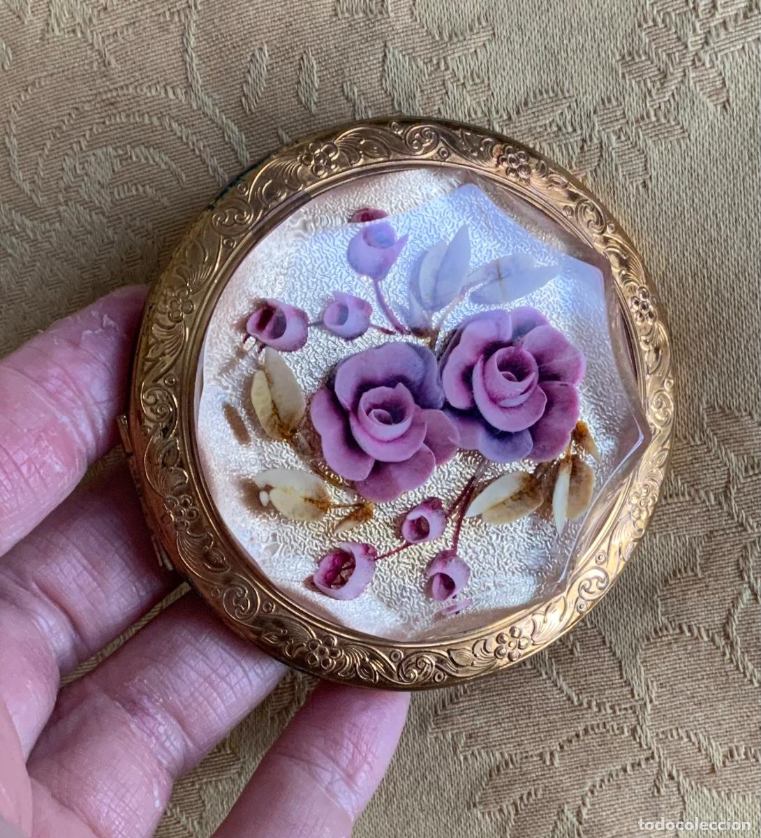 Coleccionismo: POLVERA LABRADA Y CON FLORES 3D - Foto 2
