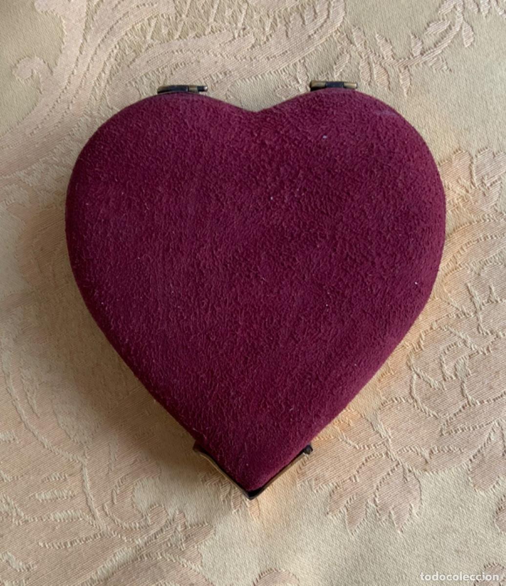 Coleccionismo: POLVERA CORAZ&Oacute;N DE ANTE Y LAT&Oacute;N - Foto 5