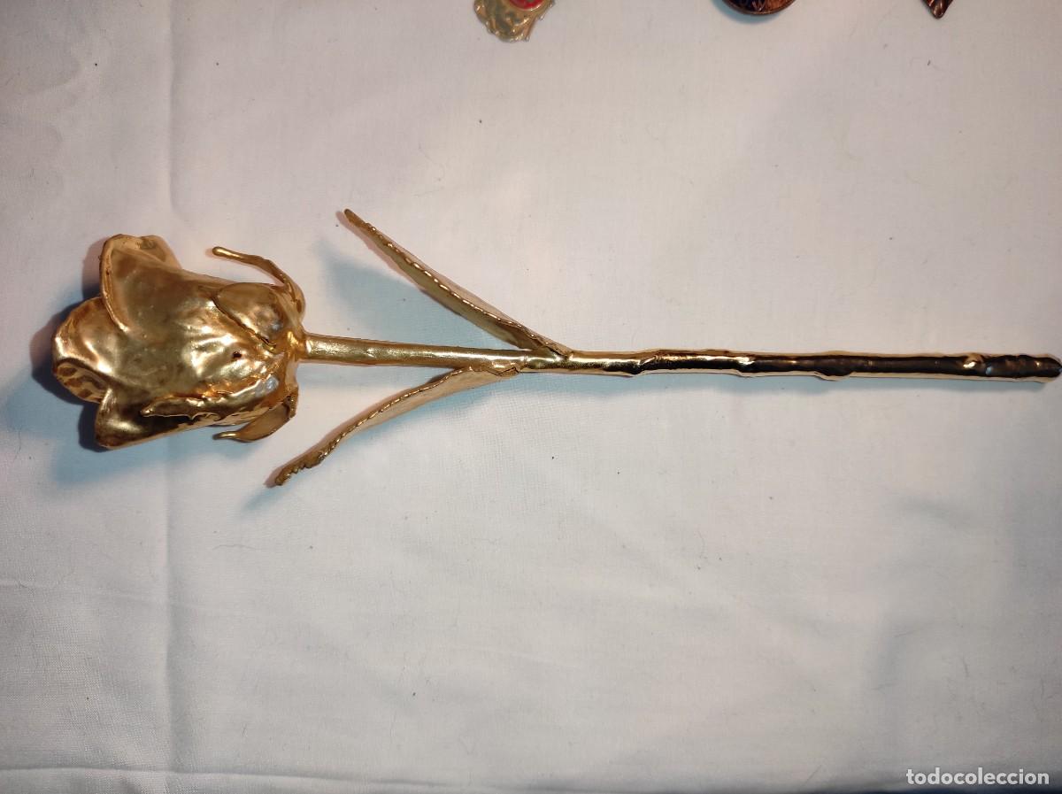 Coleccionismo: Rosa de la eternidad ba&ntilde;ada en oro - Foto 1