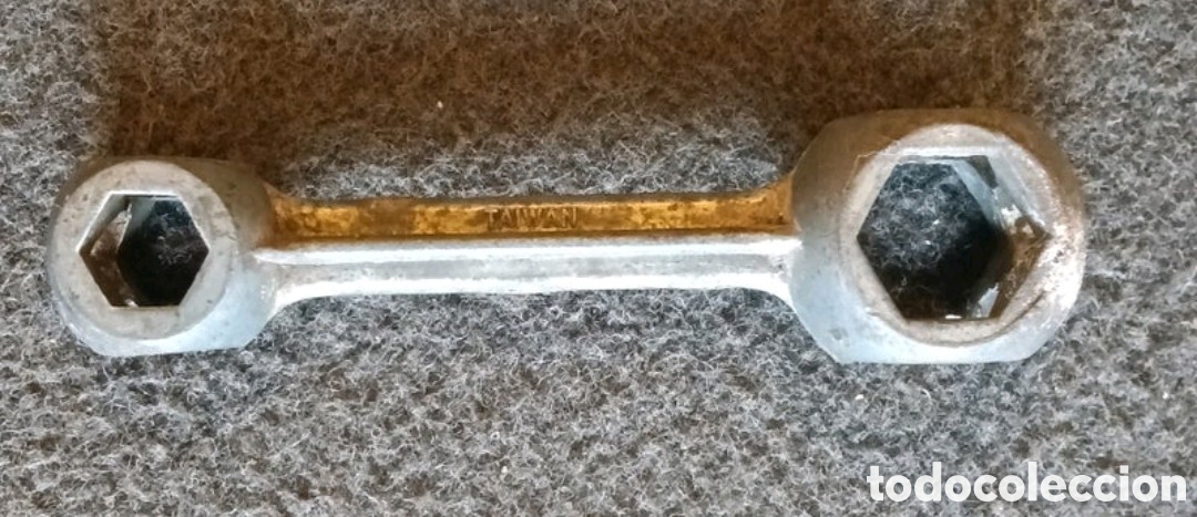 Coleccionismo: LLAVE DE BICICLETA VINTAGE - Foto 1