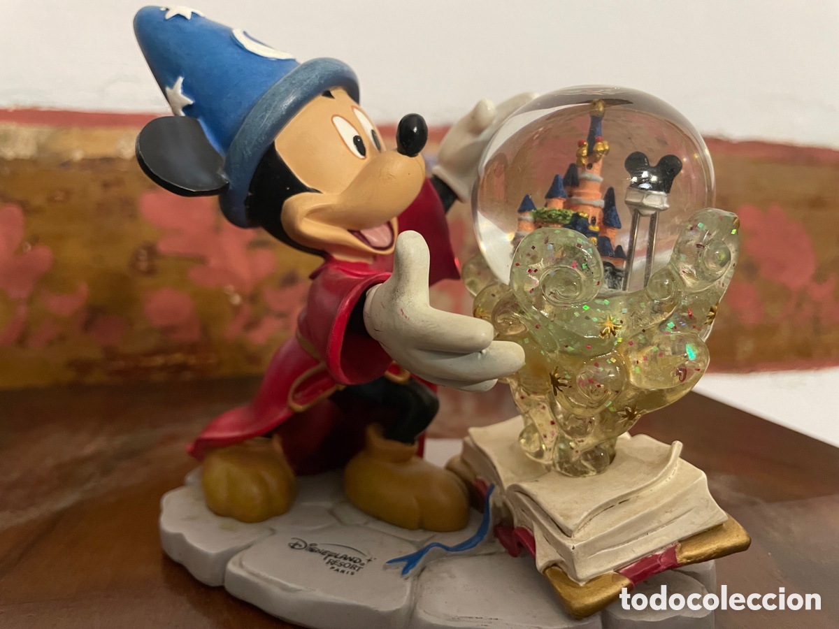 Coleccionismo: Figura de resina con Globo de nieve mickey mouse fantas&iacute;a aprendiz de hechicero
