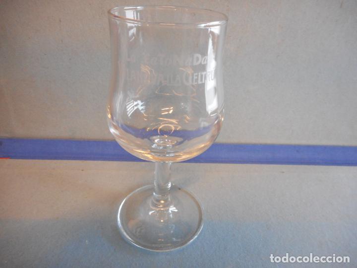 Coleccionismo: COPA DE CRISTAL LA XATONADA,VILANOVA ILA GELTRU.MEDIDAS 13CM.