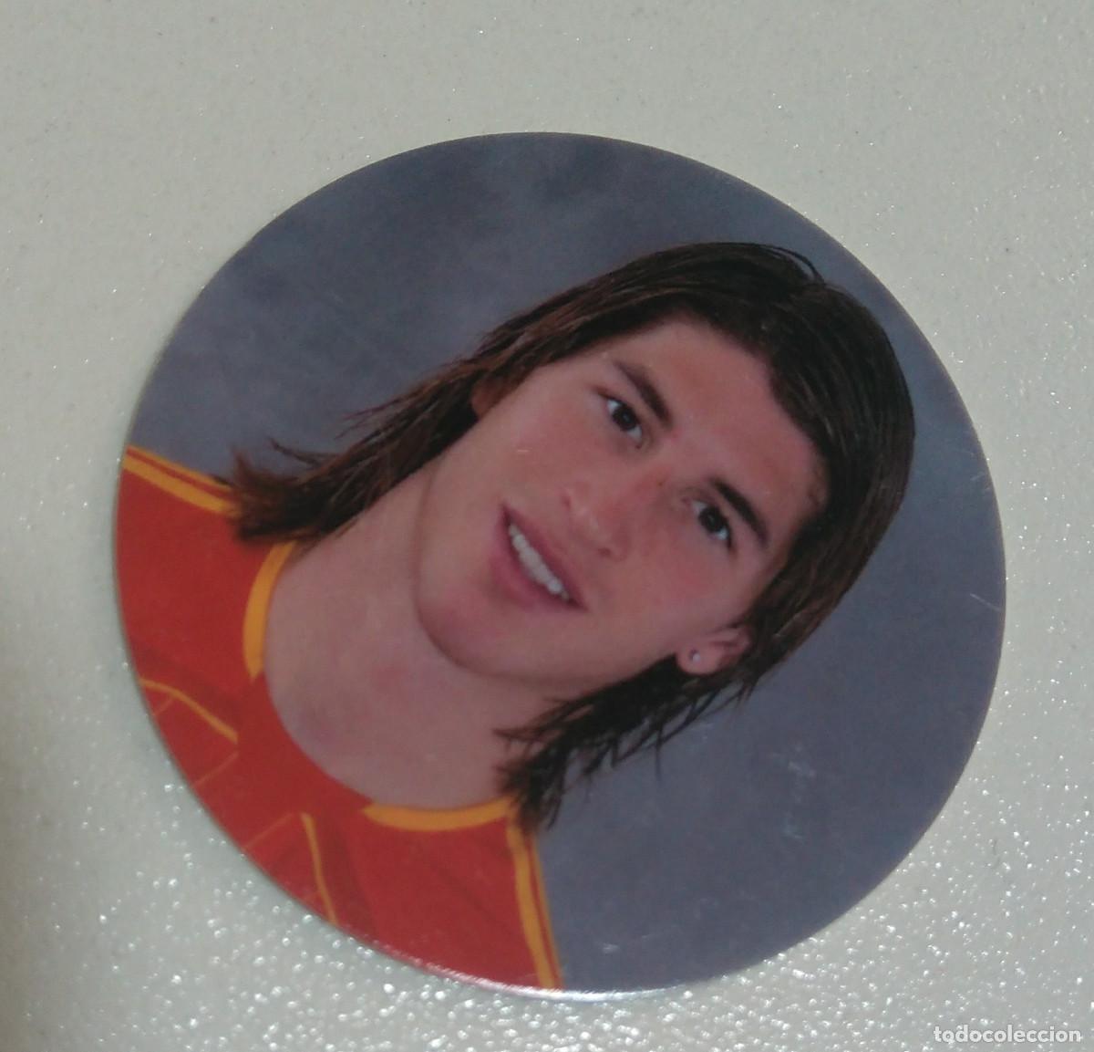 Coleccionismo: MEDALLA SELECCION ESPA&Ntilde;OLA TAZO POG TAZO SUPERMERCADOS PLUS FUTBOL sergio ramos