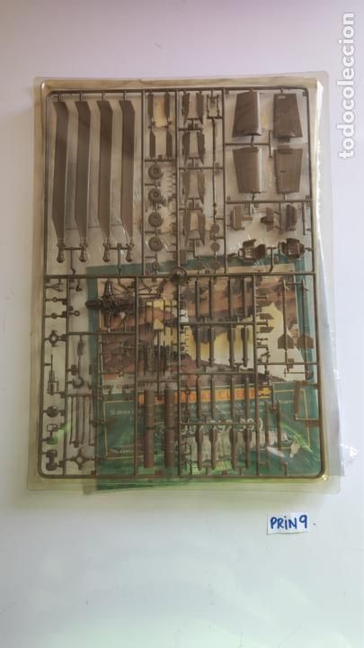 Coleccionismo: Colecci&oacute;n Blister Carros de Combate - Foto 1