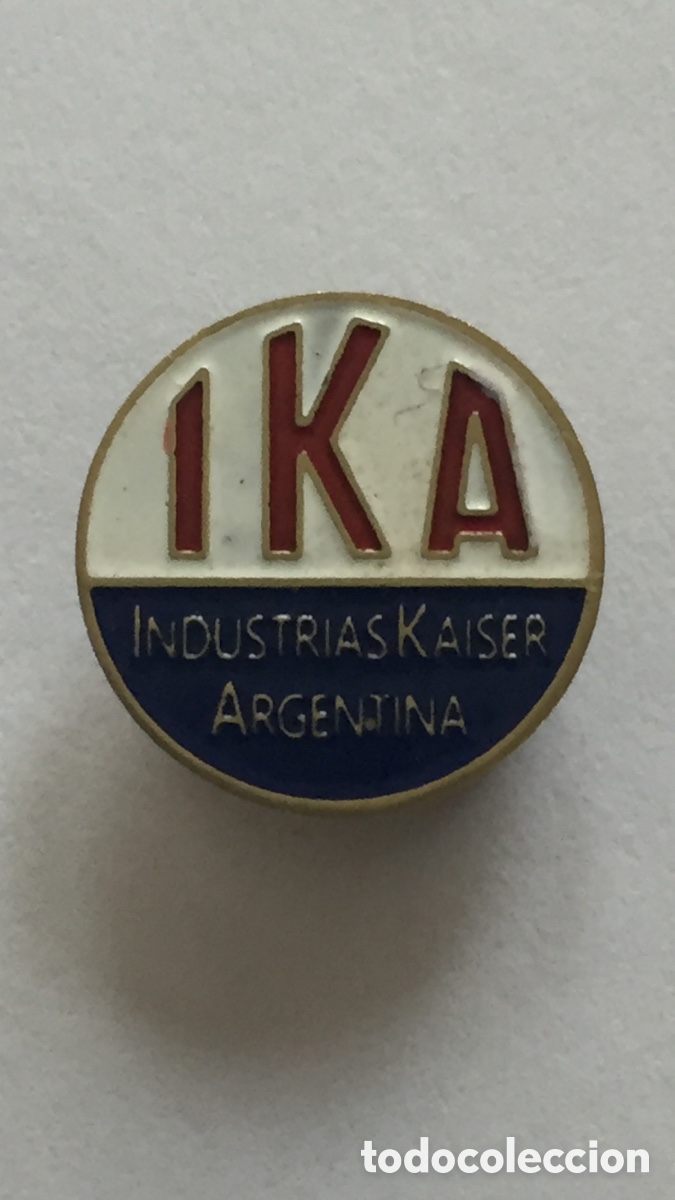 Coleccionismo: Insignia Renault Ika argentina