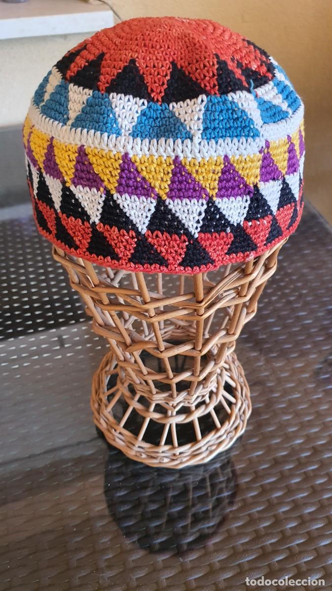 Collecting: BONITO GORRO MARROQU&Iacute;