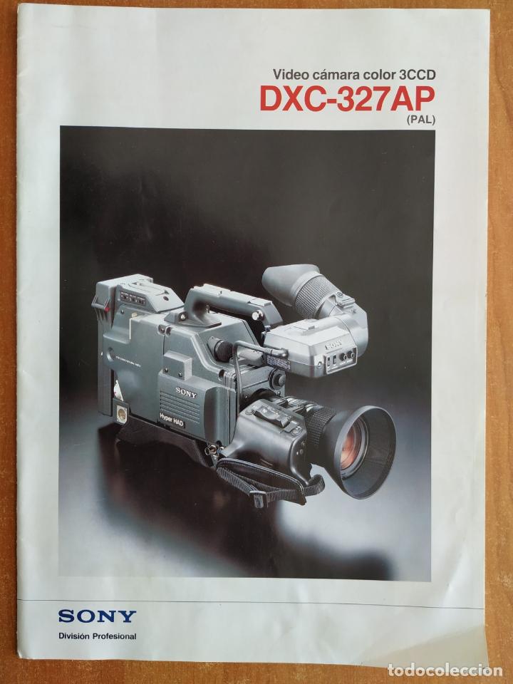 Coleccionismo: Video c&aacute;mara color 3CCD SONY DXC-327AP. Con todos los detalles. A&ntilde;os 90.