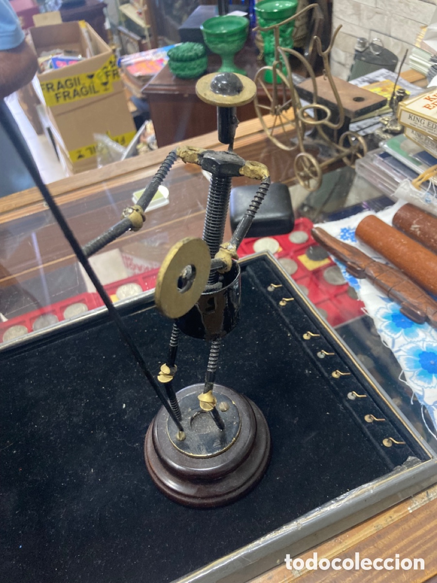Coleccionismo: Bonito don quijote antiguo, echo con tuercas