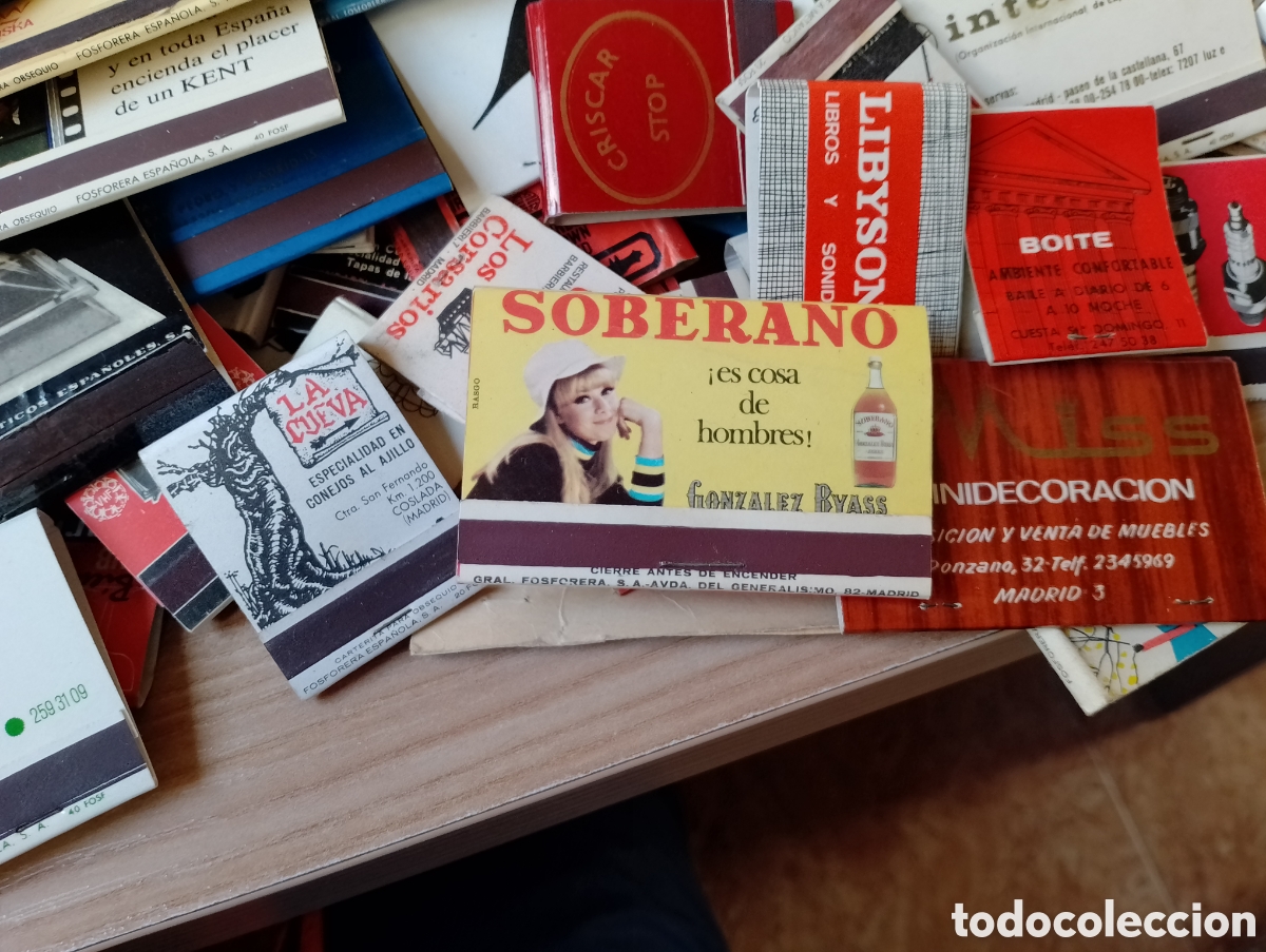 Coleccionismo: Enorme lote de cerillas