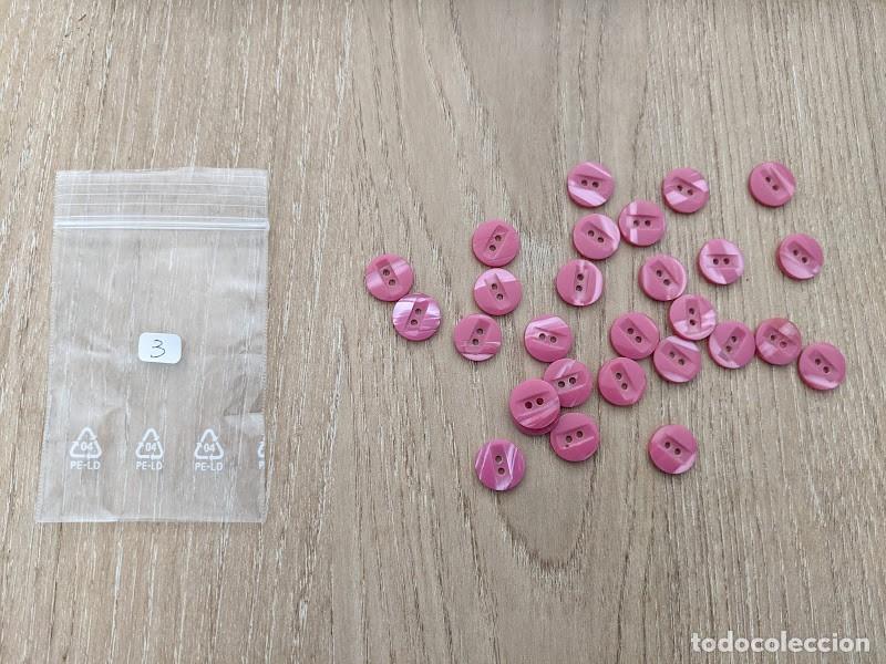 Sammeln: BOLSITA CON 27 BOTONES