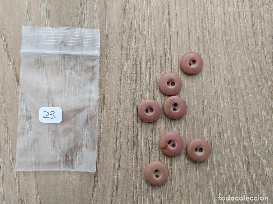 Sammeln: BOLSITA CON 7 BOTONES