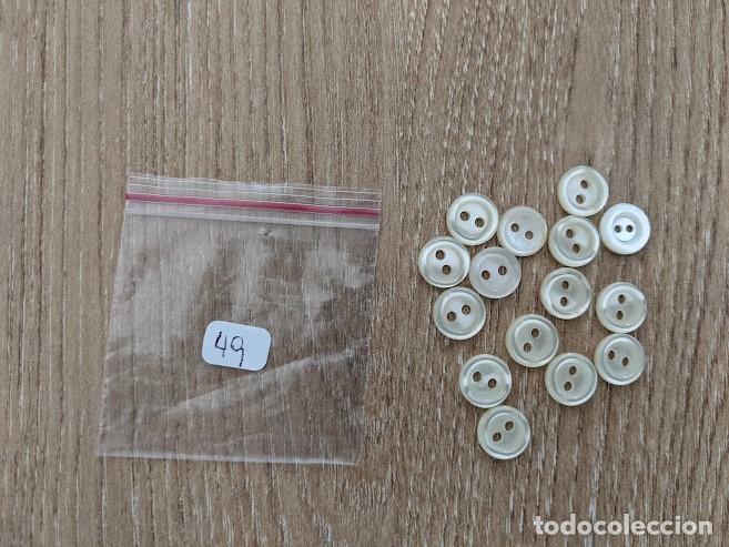 Collectionnisme: BOLSITA CON 15 BOTONES CAMISA