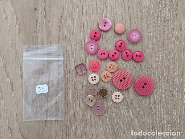 Colecionismo: BOLSITA CON 22 BOTONES COLOR ROSA VARIADOS