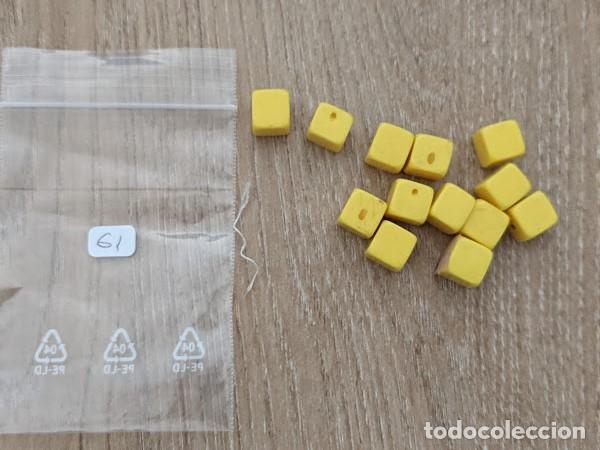 Collectionnisme: BOLSITA CON 13 BOTONES INFANTILES