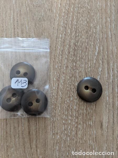 Sammeln: 4 BOTONES