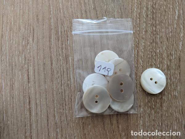 Sammeln: 7 BOTONES