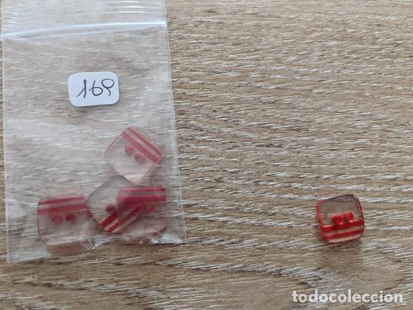 Collecting: 5 BOTONES
