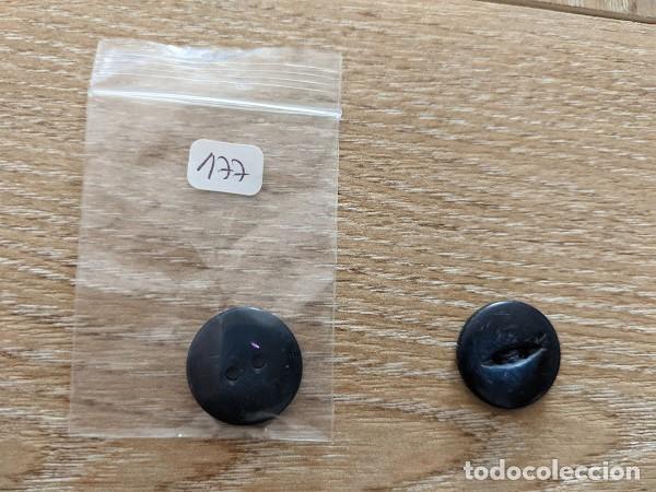 Collectionnisme: 2 BOTONES