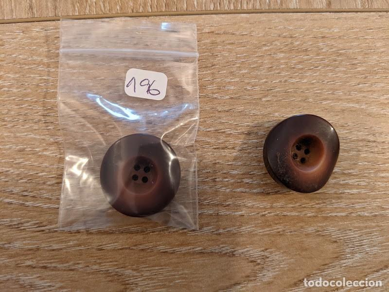 Collectionnisme: 2 BOTONES