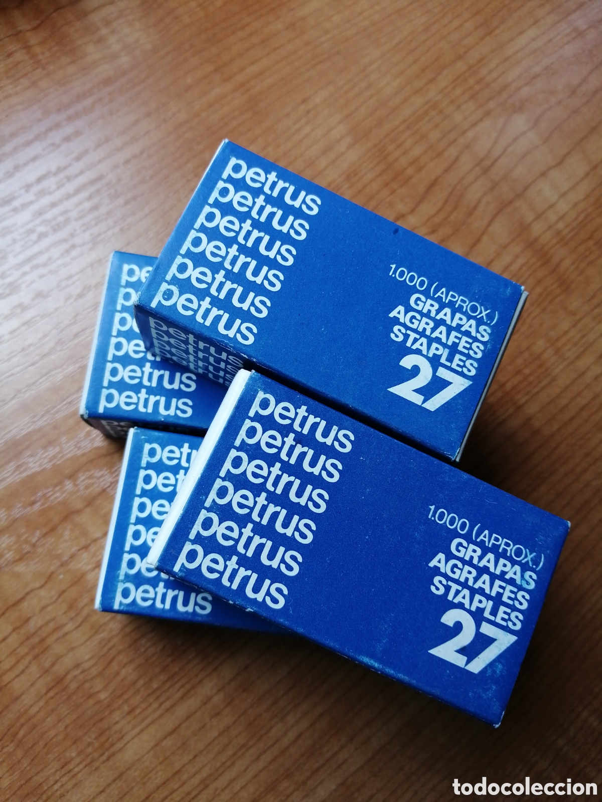 Coleccionismo: 4 cajas de grapas Petrus 27.