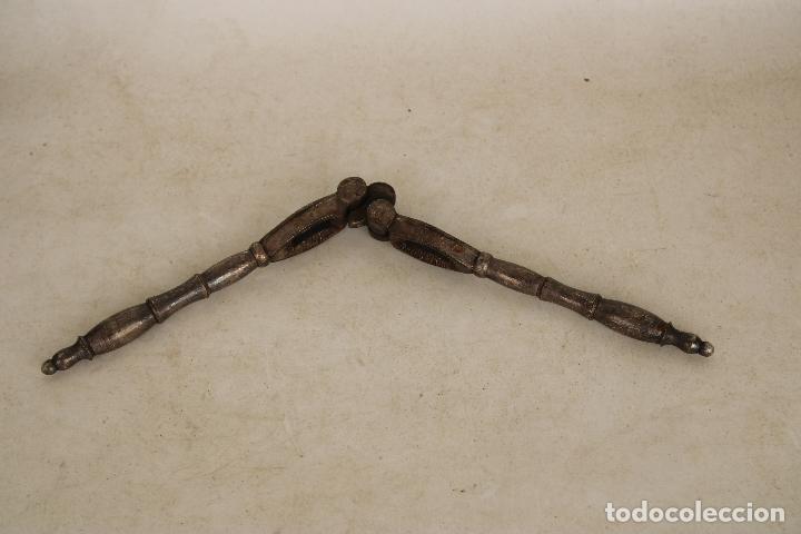 Coleccionismo: antiguo cascanueces - c104 - Foto 3