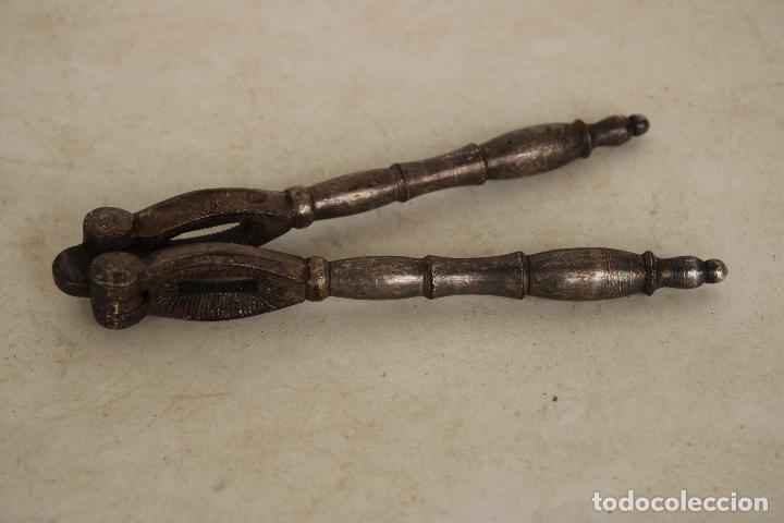 Coleccionismo: antiguo cascanueces - c104 - Foto 4