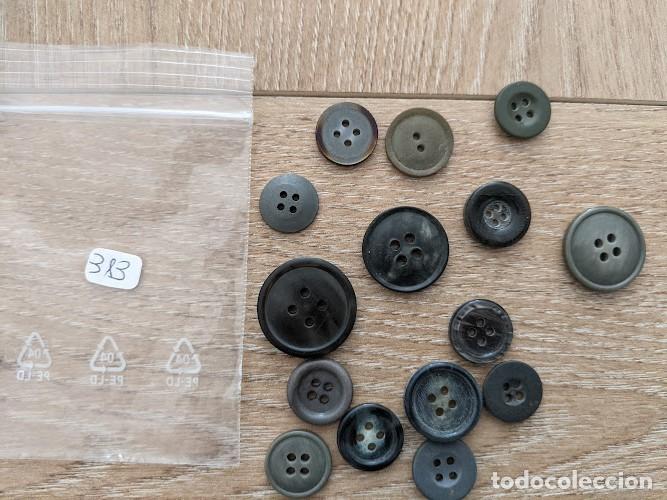 Collectionnisme: 15 BOTONES