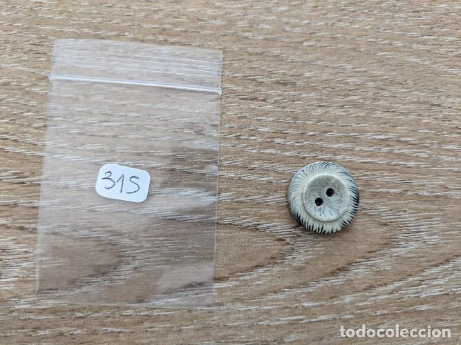 Collecting: 1 BOT&Oacute;N
