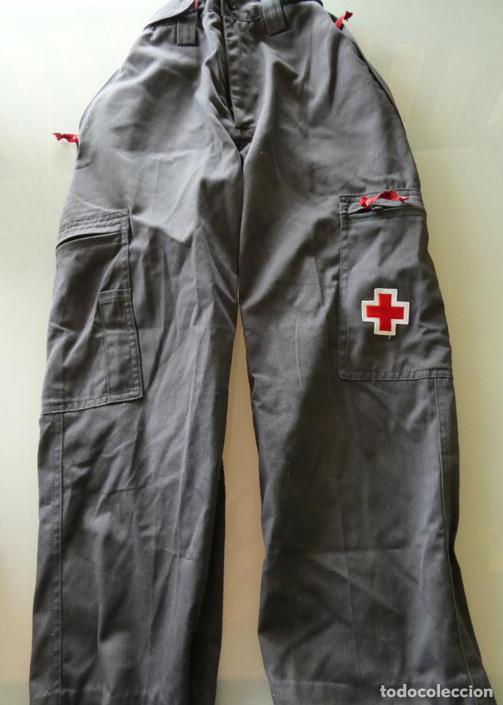 Colecionismo: PANTAL&Oacute;N DE LA CRUZ ROJA ESPA&Ntilde;OLA. TALLA 36. 520GR