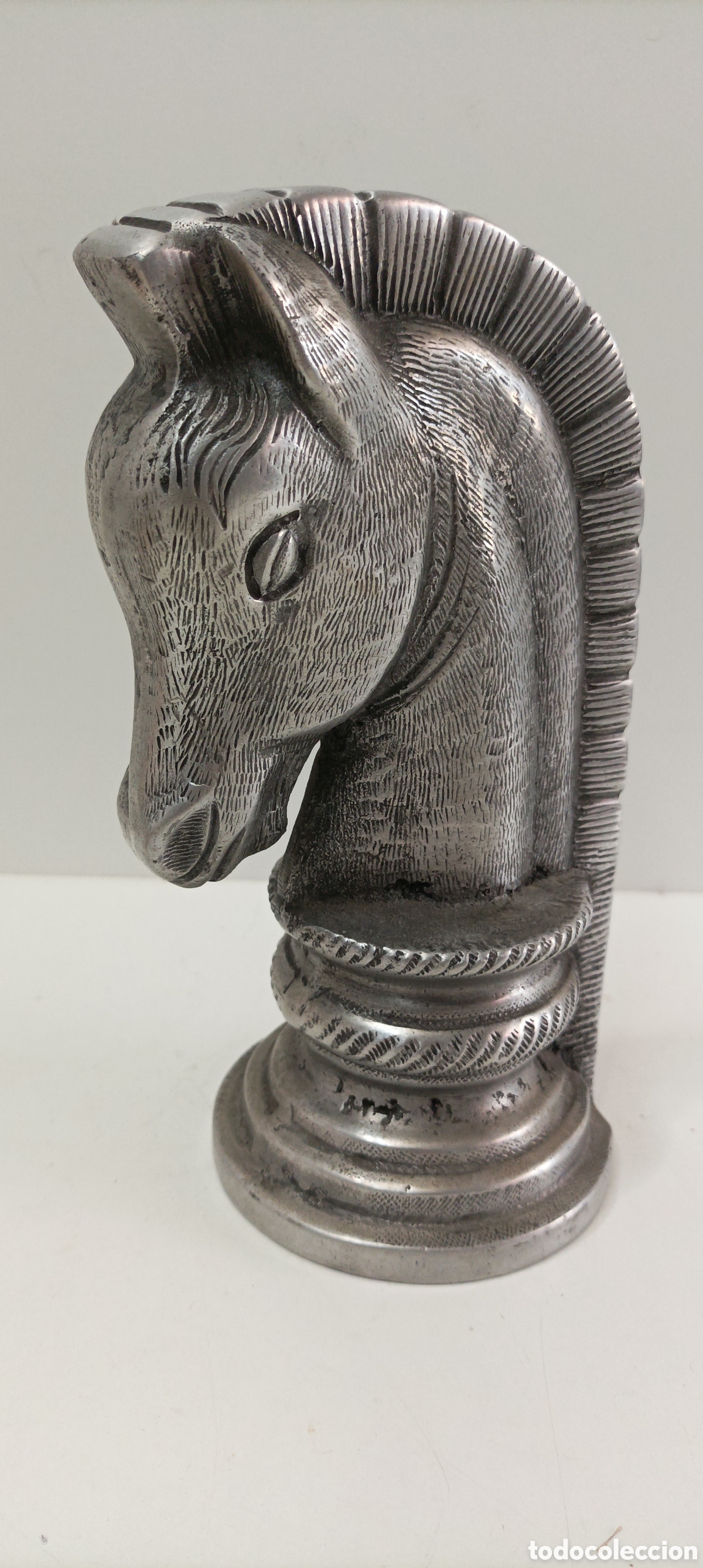 Coleccionismo: FIGURA CABALLO DE AJEDREZ Aluminio - Foto 1