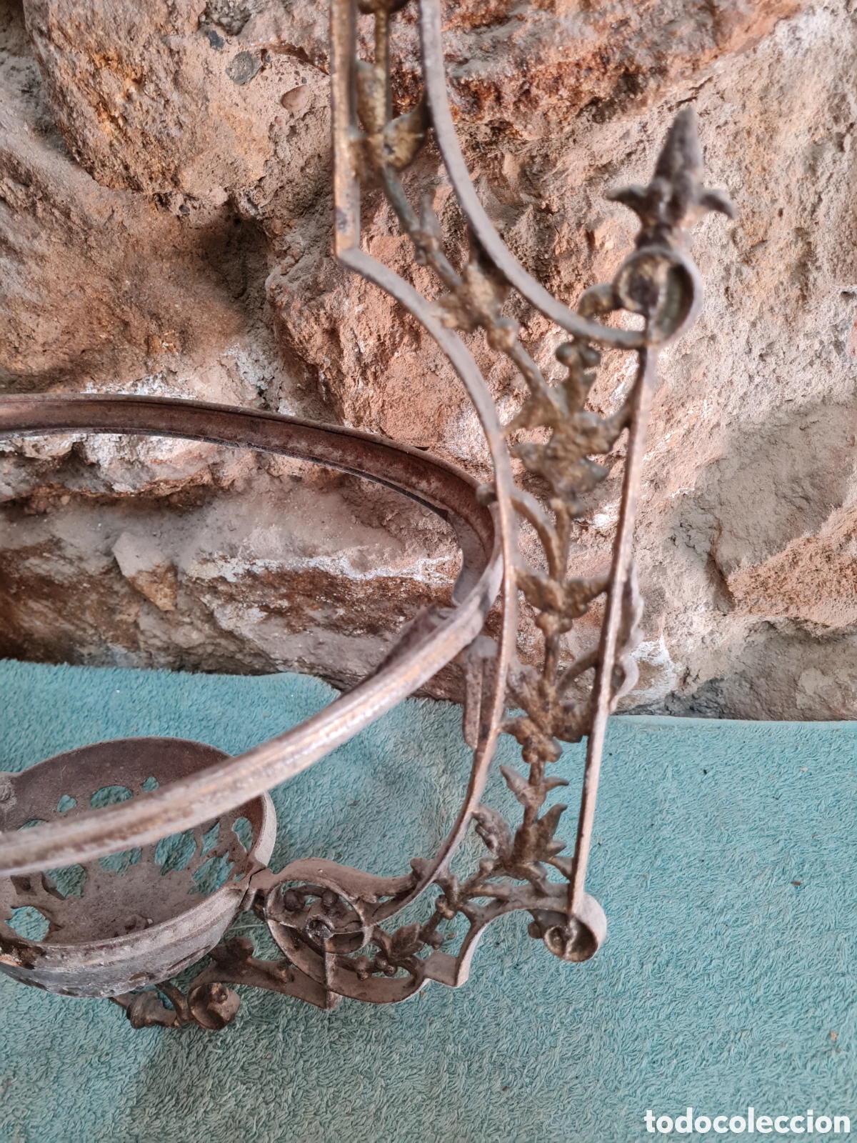 Coleccionismo: Antigua l&aacute;mpara de hierro - Foto 3