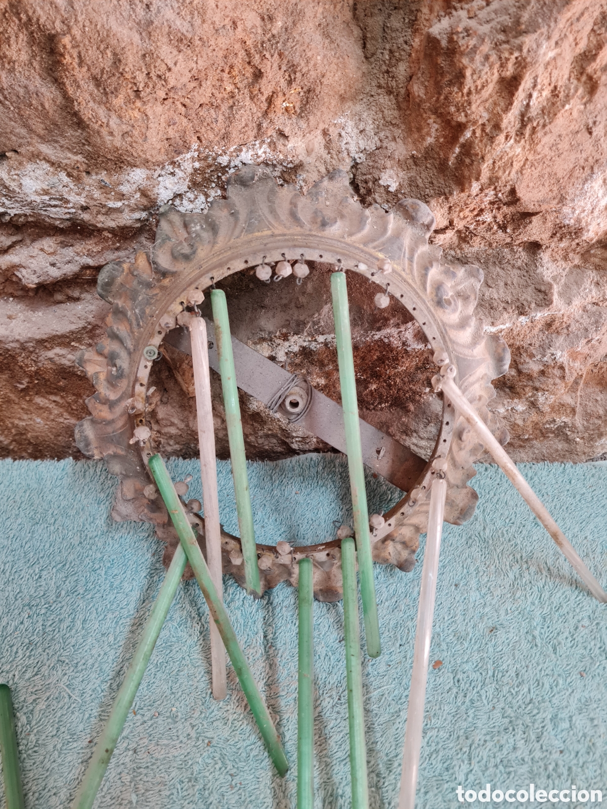 Coleccionismo: Antiguo plaf&oacute;n de bronce - Foto 2