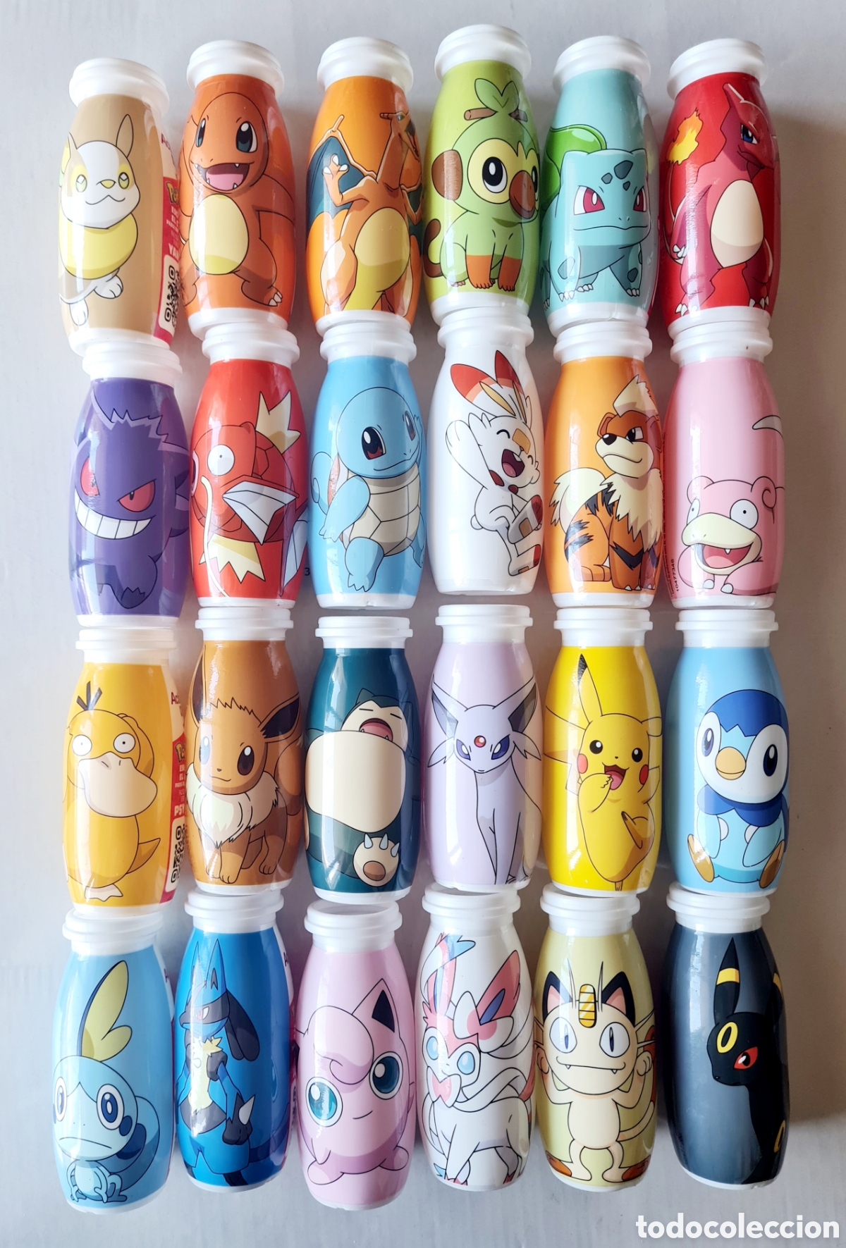 Coleccionismo: POKEMON ACTIMEL DANONE 2023 - LOTE COLECCI&Oacute;N COMPLETA 24 BOTELLINES