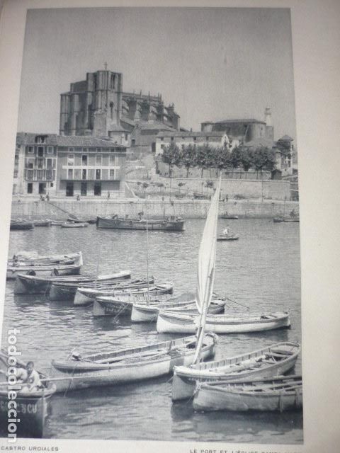 Coleccionismo: CASTRO URDIALES CANTABRIA PUERTO E IGLESIA ANTIGUA LAMINA HUECOGRABADO 1936