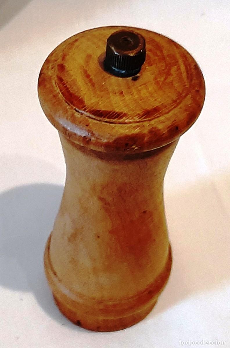 Coleccionismo: Molinillo vintage de madera - Foto 2
