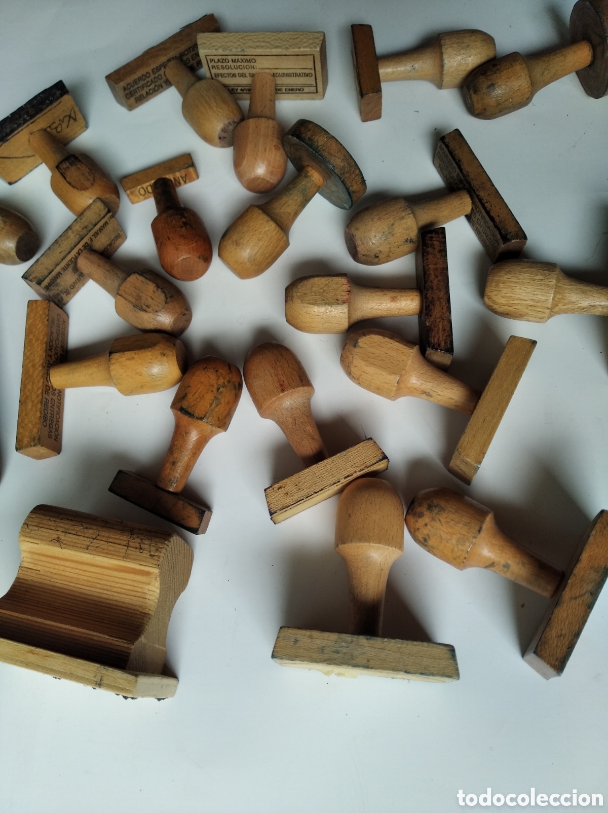 Coleccionismo: Soportes para sellos de entintar de madera - Foto 2