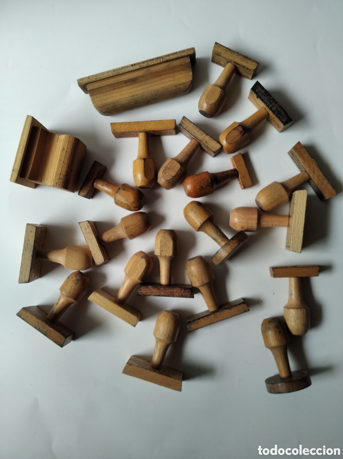 Coleccionismo: Soportes para sellos de entintar de madera - Foto 1