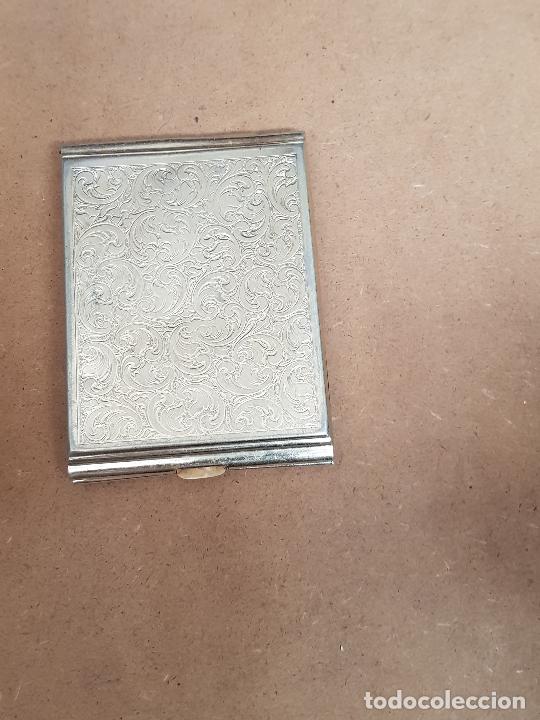 Coleccionismo: PITILLERA ALUMINIO LLENA DE CIGARROS DE EPOCA - Foto 3