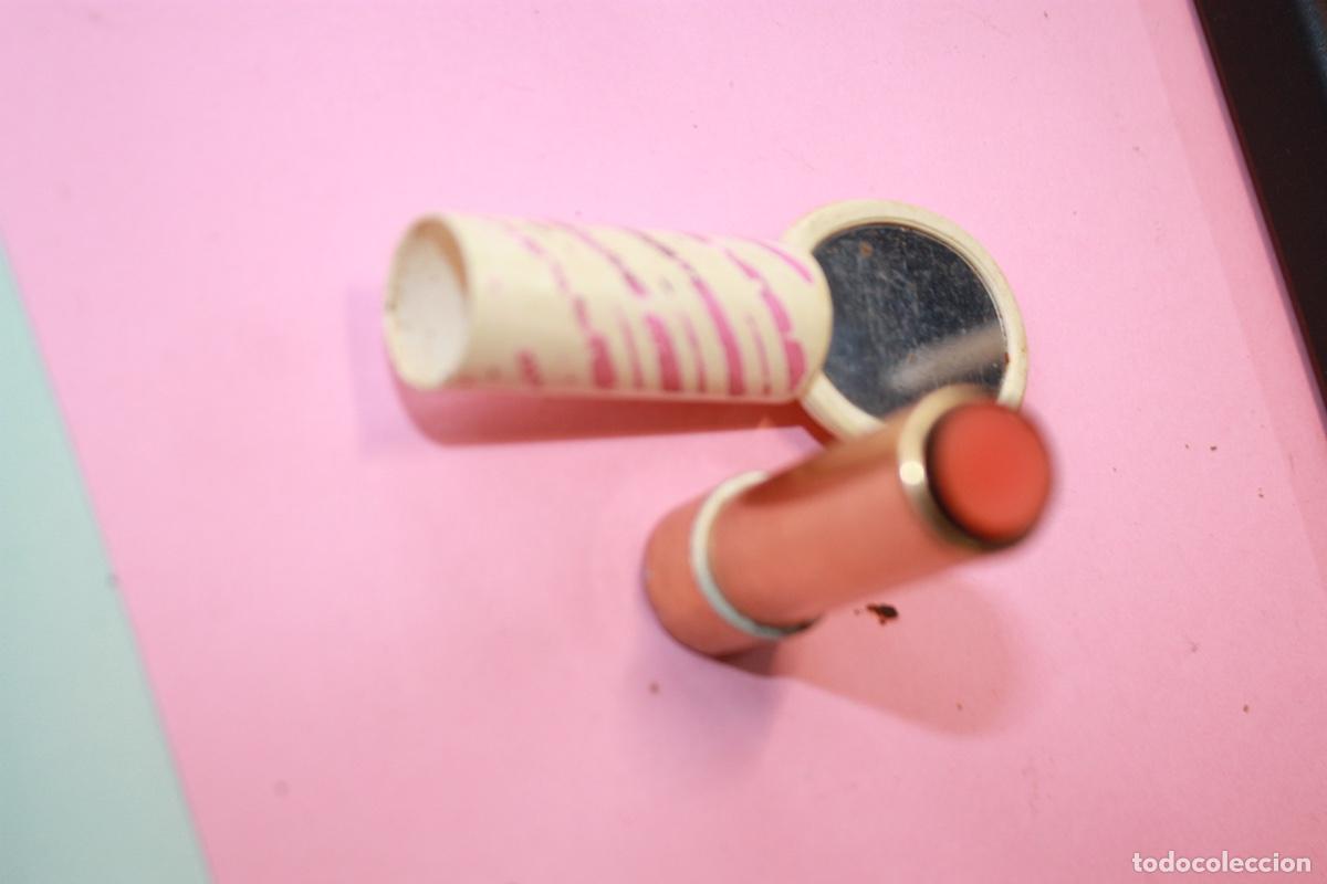 Coleccionismo: PINTALABIOS AVON RARO - Foto 2
