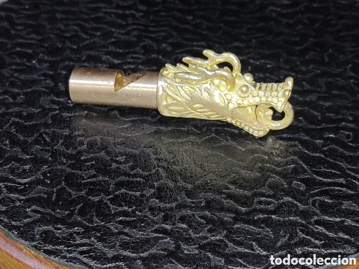 Coleccionismo: Silbato drag&oacute;n de bronce o lat&oacute;n.Pito. - Foto 1