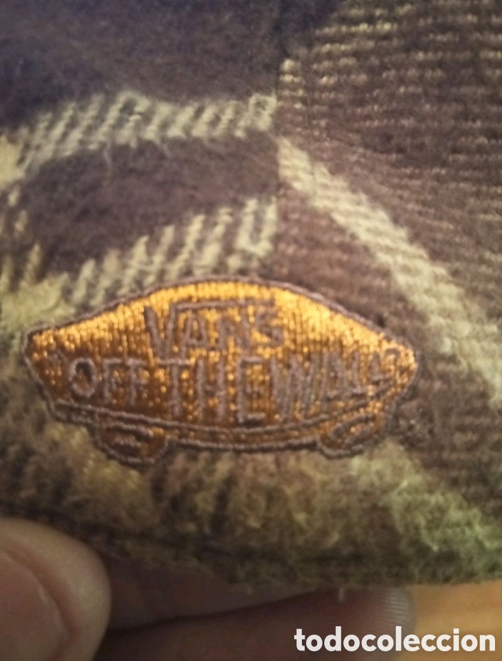 Coleccionismo: Gorra con forro VANS - Foto 3