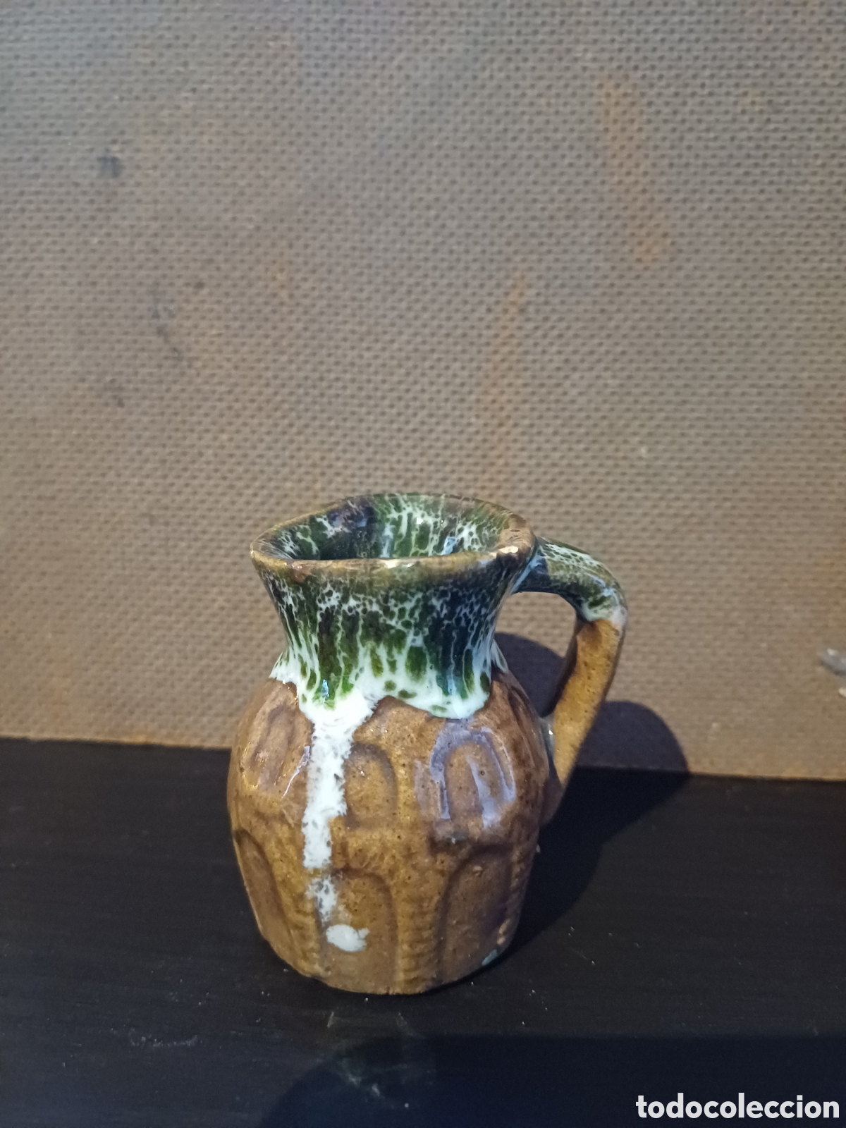 Coleccionismo: Antigua peque&ntilde;a jarra ceramica Santes Creus ( Vimbod&iacute; i Poblet )
