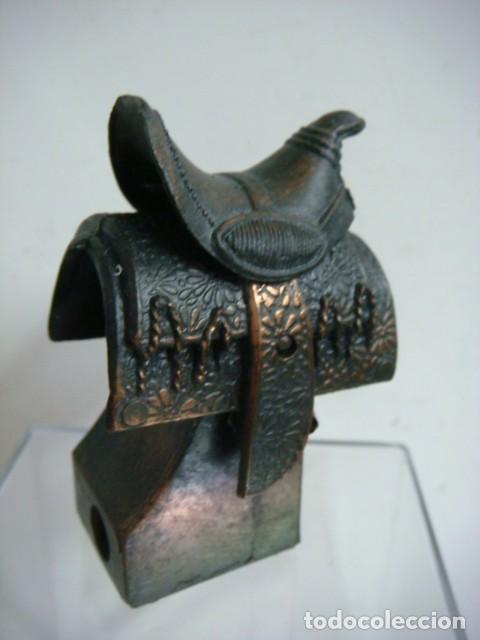 Coleccionismo: SACAPUNTAS FIGURA SILLA DE MONTAR-CAJ-B- N&ordm;-155