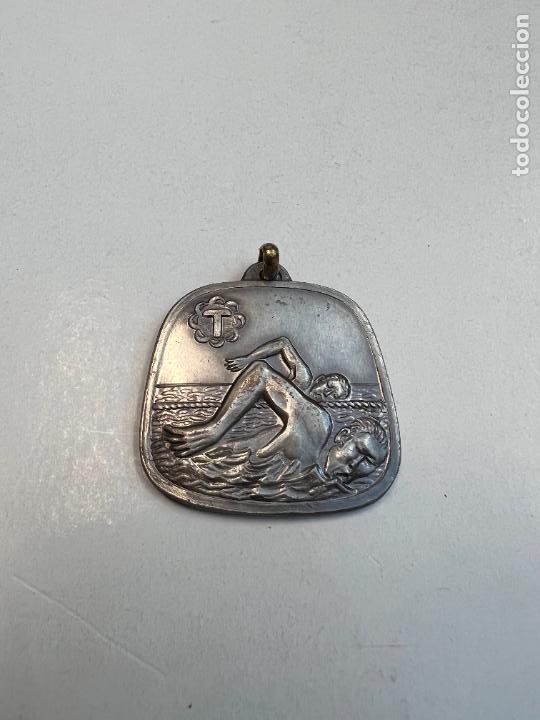 Collecting: TROFEO. I TURBO NACIONAL 4!. 1978. MEDIDAS 4*4 CM